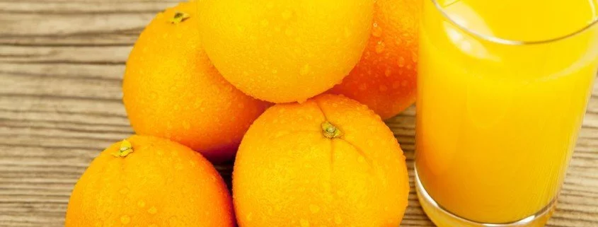 Der Saft der Orangen ist nahrhafter als die Frucht selbst