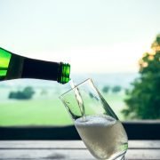 Was macht den Champagner zum Luxusgetränk?