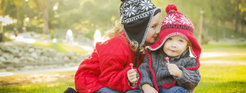 Erkältung bei Kindern – Ziehen wir sie oft zu warm an?